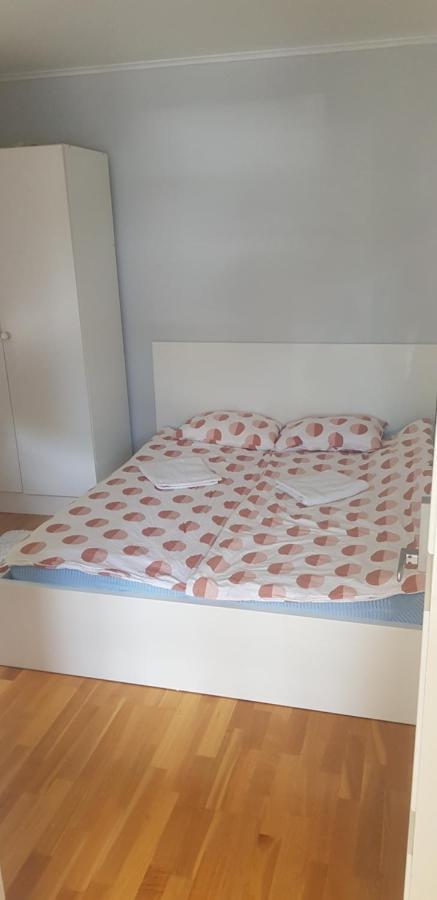 דירות Blue House Brevik פורסגרון מראה חיצוני תמונה
